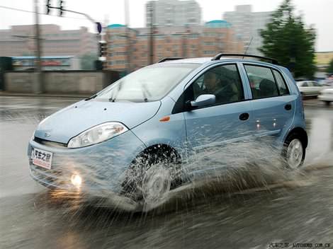 фото в движении, динамика - Chery A1 Kimo photo foto