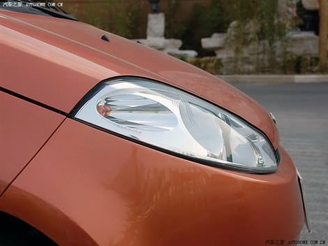 фото деталей внешности китайского авто Чери А1 Кимо цвета оранжевый металлик - Chery A1 Kimo orange color