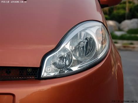 фото деталей внешности китайского авто Чери А1 Кимо цвета оранжевый металлик - Chery A1 Kimo orange color