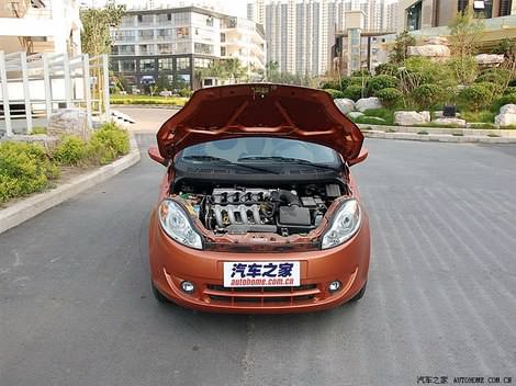 фото деталей внешности китайского авто Чери А1 Кимо цвета оранжевый металлик - Chery A1 Kimo orange color