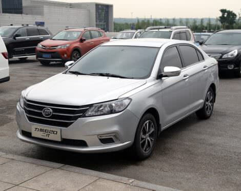 Серебристый Lifan Solano  2